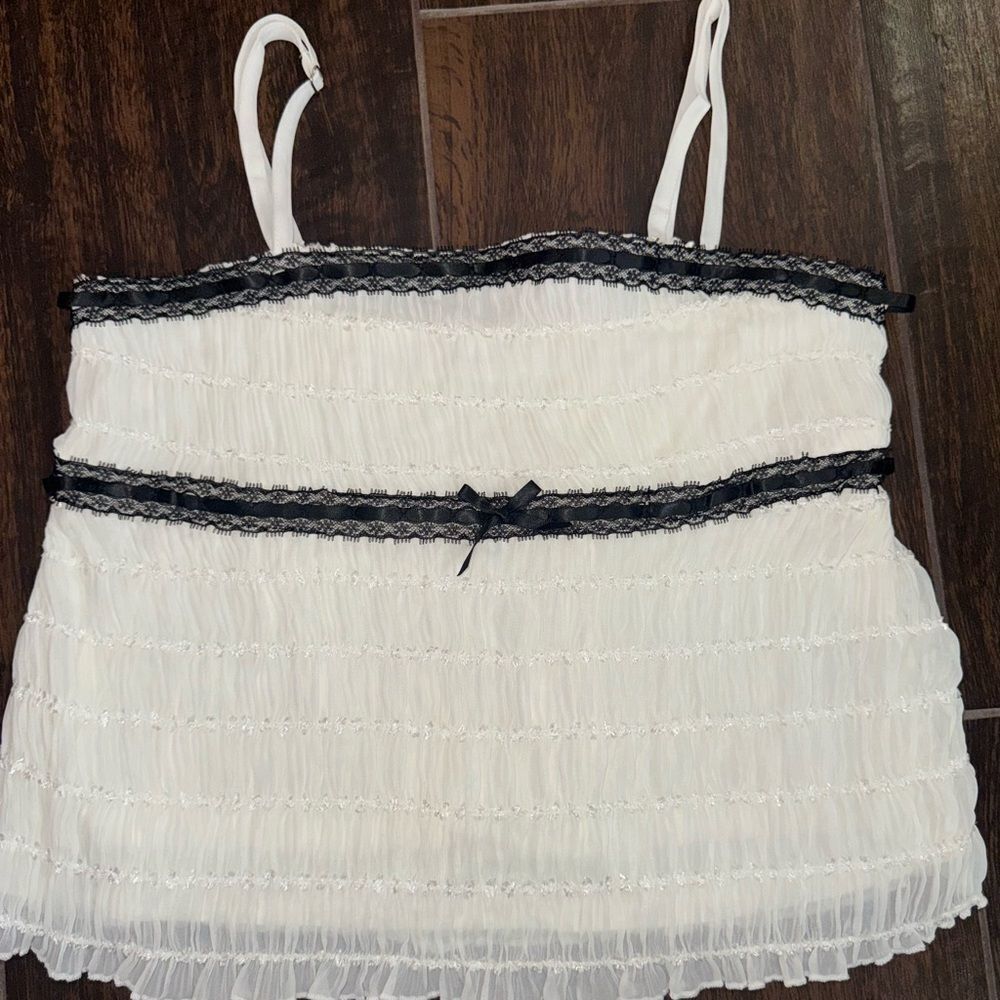 NWT Ruched Tiered Cami w/ Black Lace Trim, Bow Detail & Adj Spaghetti Straps